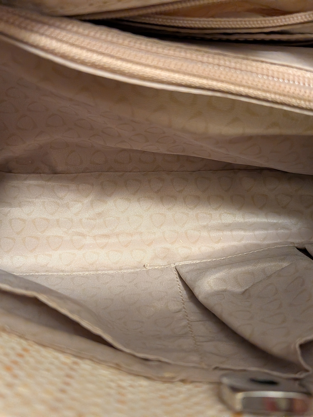 Liz Claiborne Woven Purse With Bow - Picture 7 of 15